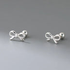 Minimalistische vlinderdasoorbellen van zilver