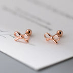 Minimalistische vlinderdasoorbellen van roségoud