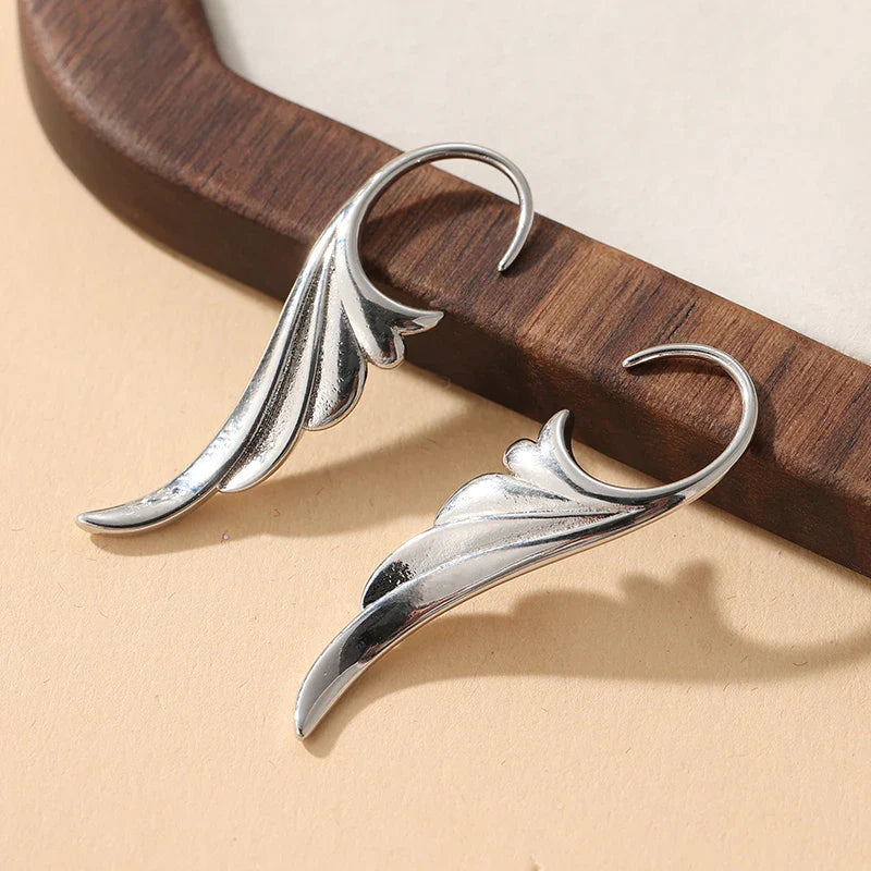 Dames oorhangers met engelenvleugels in zilver