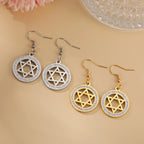 Oorbellen met hanger met de <span data-glossary-id="star-of-david">Davidster</span> en symbolische joodse strass