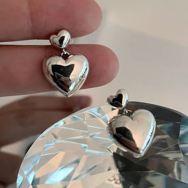 4Boucles d'Oreilles Pendantes Coeur Clous Femme