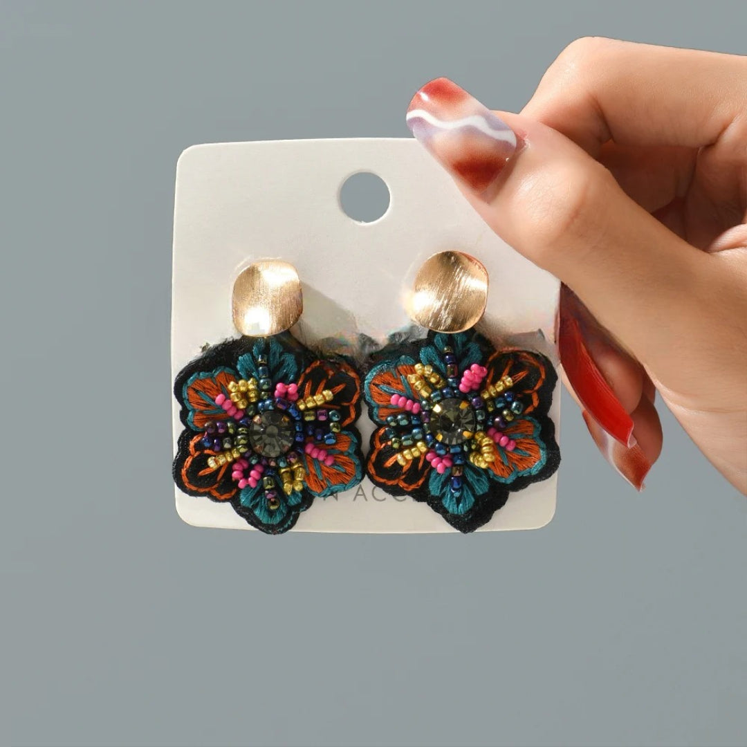 Kleurrijke Bloem Hangende Oorbellen 