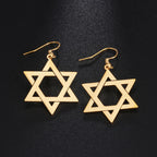 Zeshoekige hangende oorbellen met het Joodse symbool van de gouden <span data-glossary-id="star-of-david">Davidster</span>