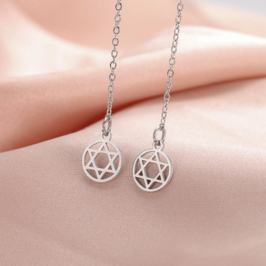 Lange hangende oorbellen met de ronde <span data-glossary-id="star-of-david">Davidster</span> joods symbool zilver
