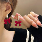 Boucles d'Oreilles Pendantes Perles et Noeuds rouge