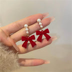 Boucles d'Oreilles Pendantes Perles et Noeuds rouge