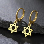 Hangers voor dames met de symbolische Joodse <span data-glossary-id="star-of-david">Davidster</span> in goud