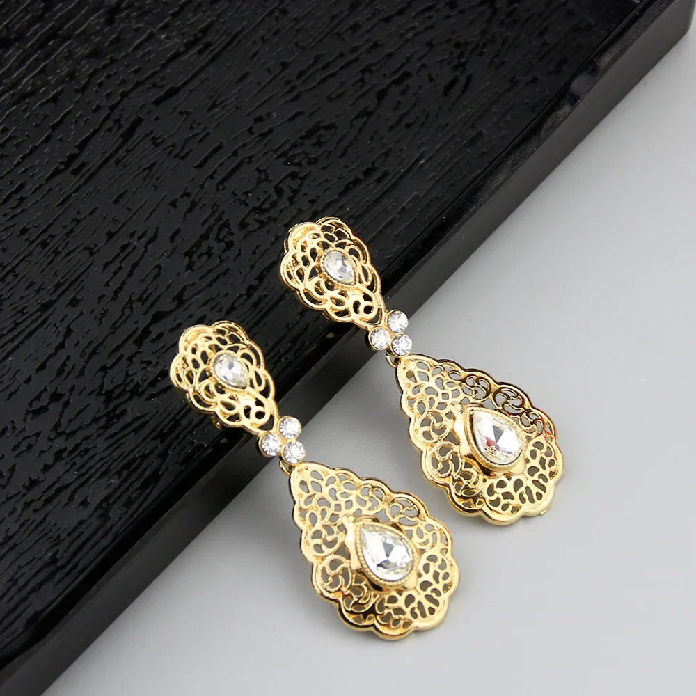 Hangers voor vrouwen Arabische bruiloft oorbellen wit