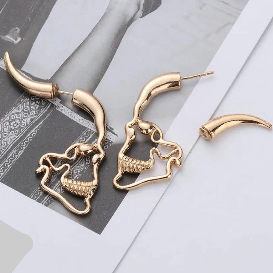 Boucles d'Oreilles Pendantes Tête de Mort pour Homme ou Femme or