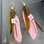Oorbellen met veren in Apache-stijl roze