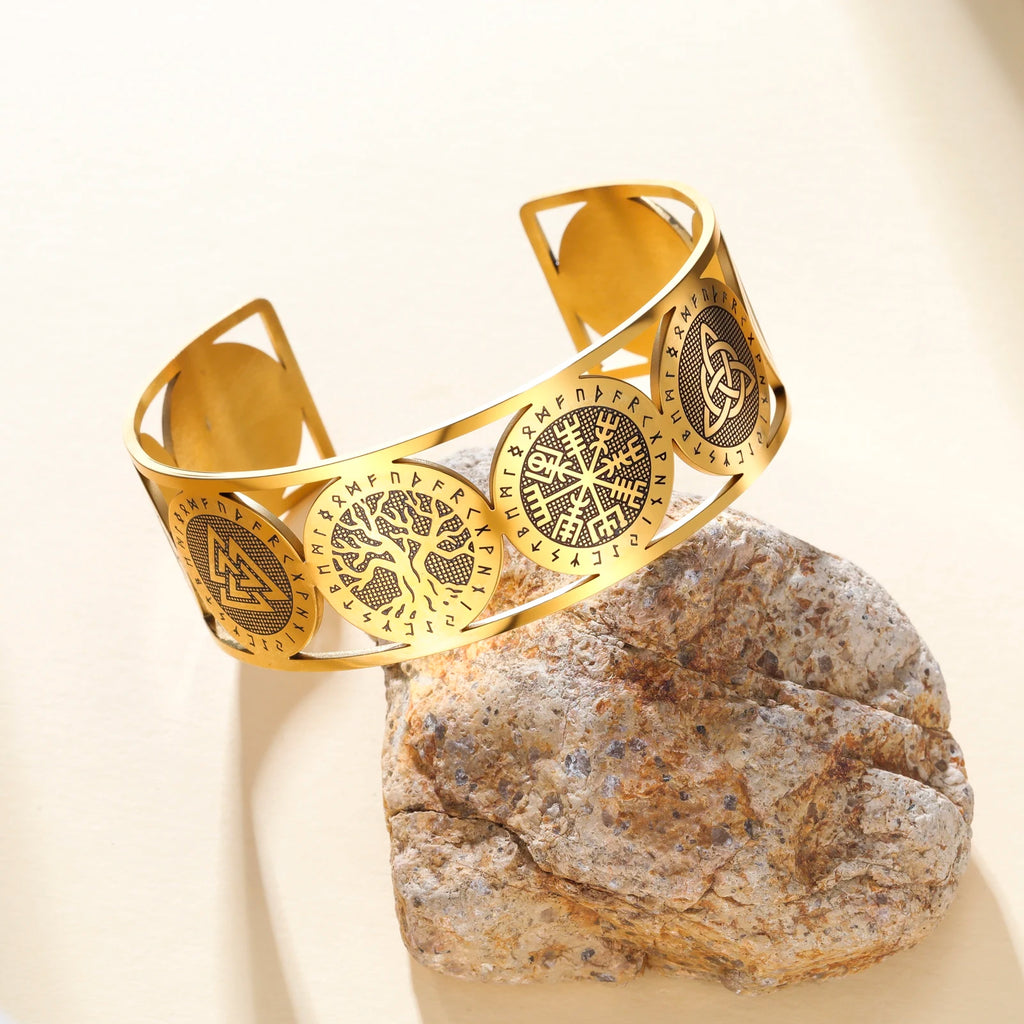 Levensboomarmband in Noordse stijl versierd met runen goud