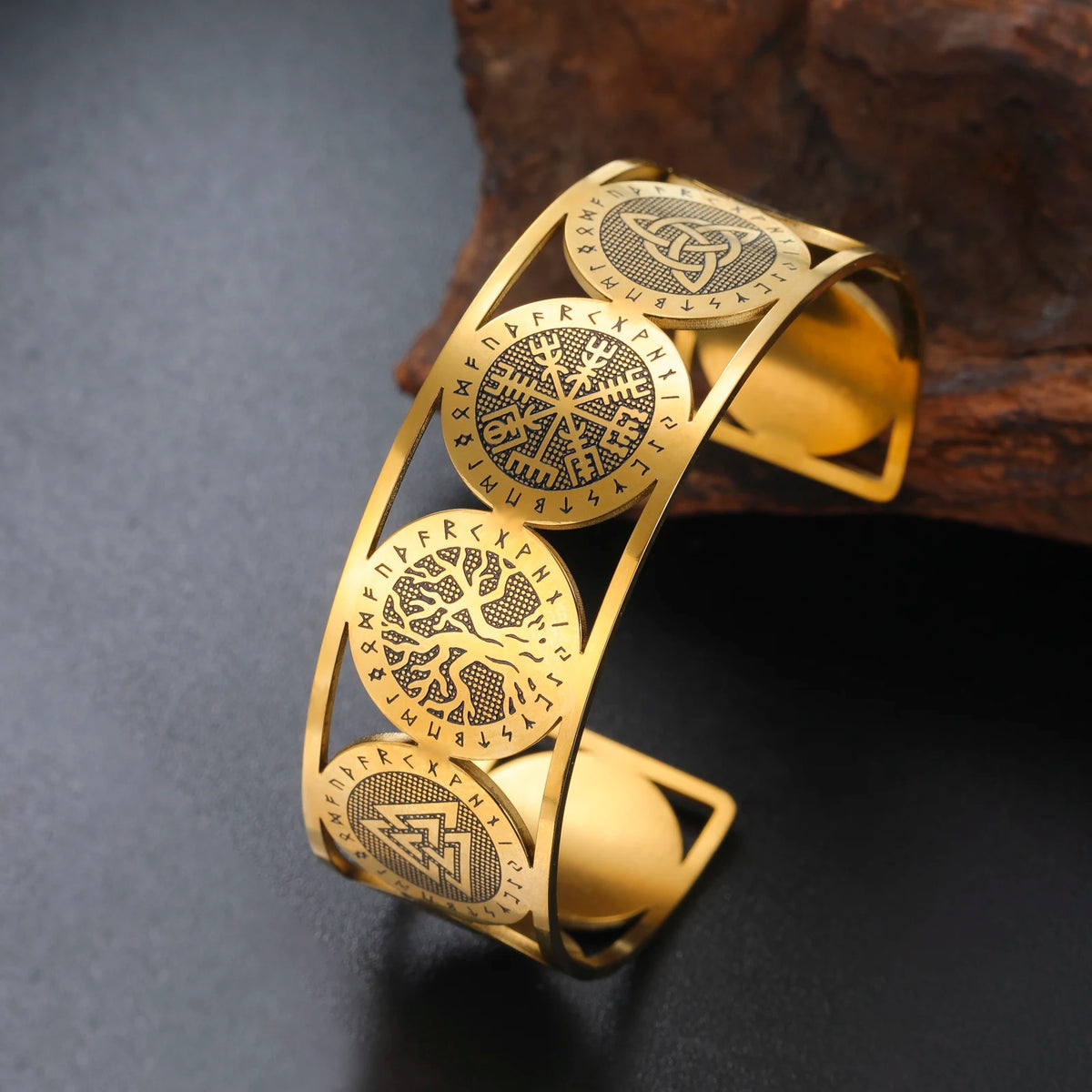 Levensboomarmband in Noordse stijl versierd met runen goud