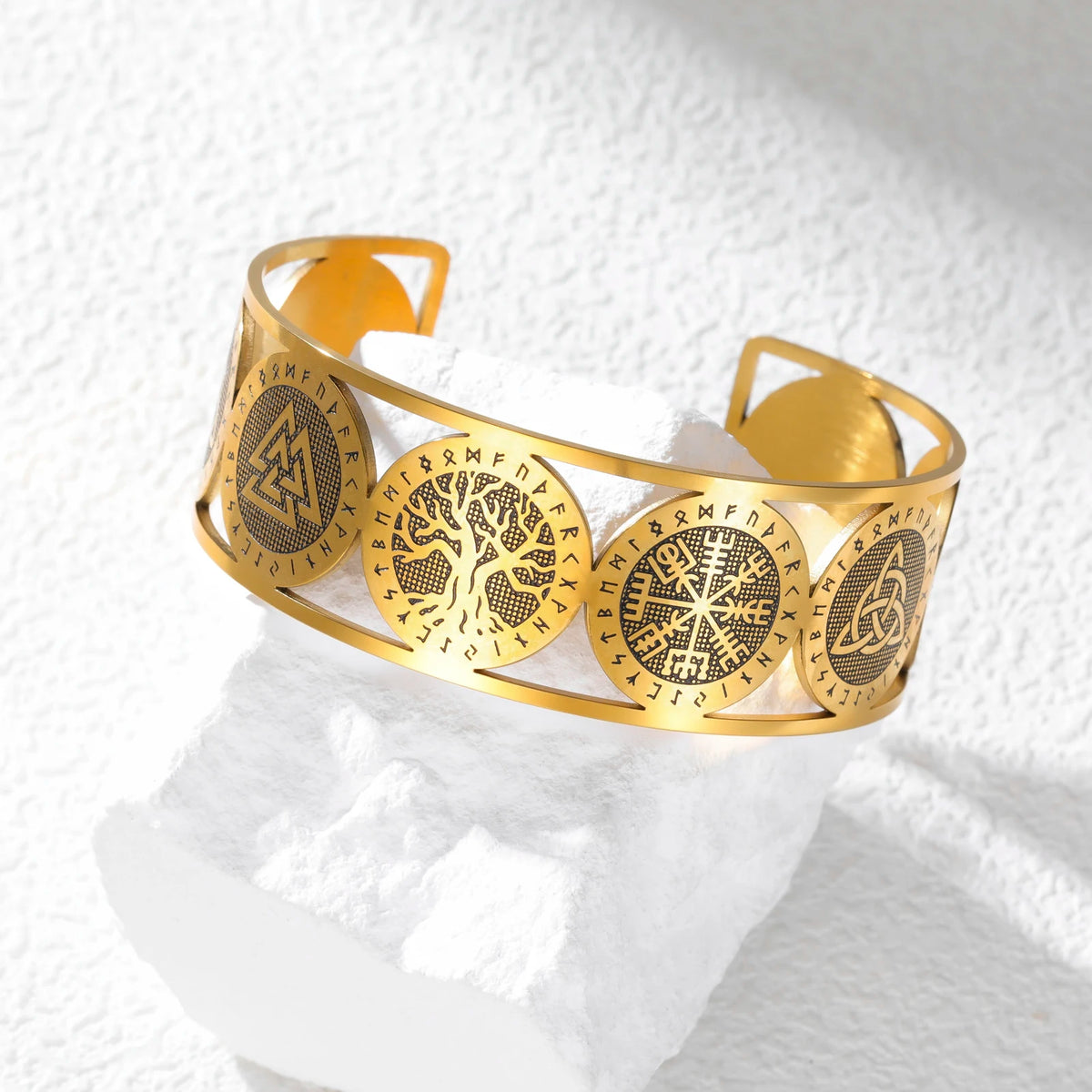 Levensboomarmband in Noordse stijl versierd met runen goud