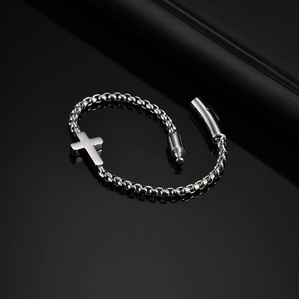 Armband met horizontaal kruis