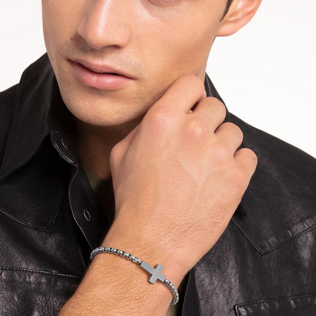 Armband met horizontaal kruis