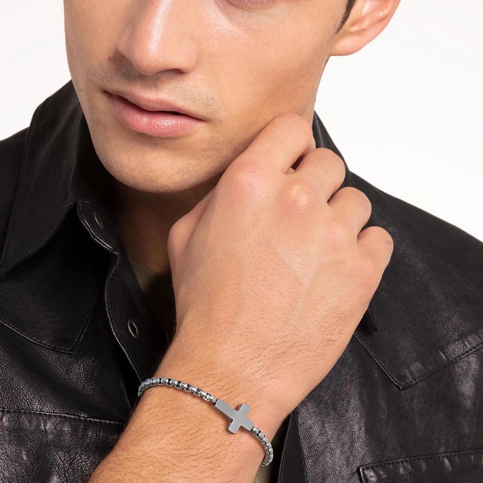 Armband met horizontaal kruis