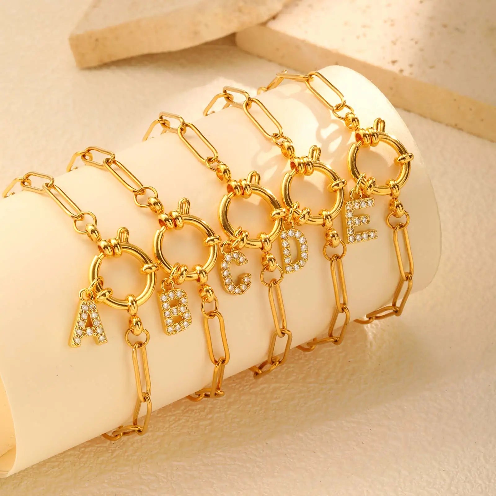 Gepersonaliseerde armband met initiaal