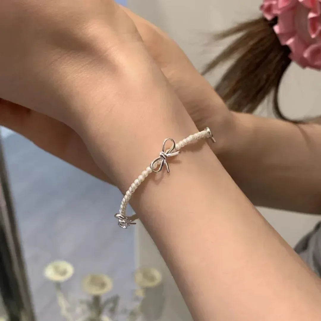 Armband met vlinderdas voor dames wit