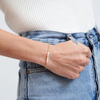 Armband met uitgelijnde zoetwaterparels