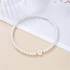 Witte initialen armband a