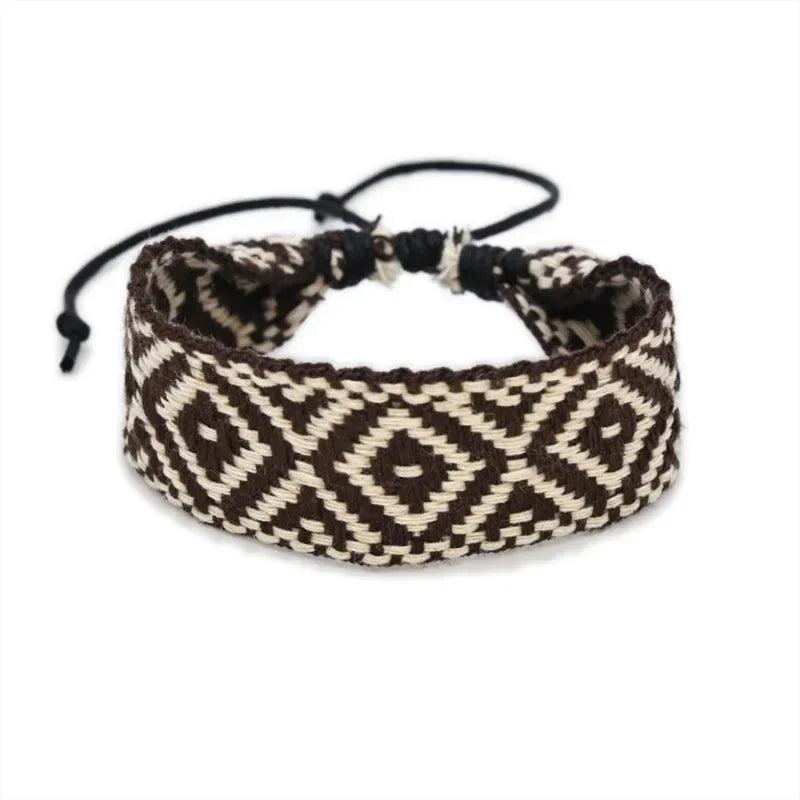 Handgemaakte Braziliaanse armband met geometrische vormen, zwart