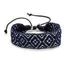 Handgemaakte Braziliaanse armband met geometrische vormen, zwart