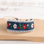 Boho geborduurde handgemaakte Braziliaanse armband blauw en wit