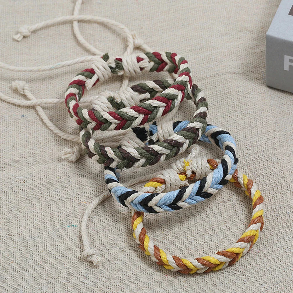 Braziliaanse armband van katoendraad met natuurlijke uitstraling geel