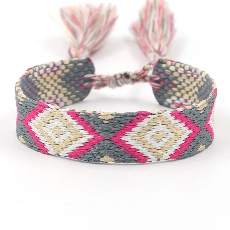 Brede Braziliaanse armband met geometrische patronen roze