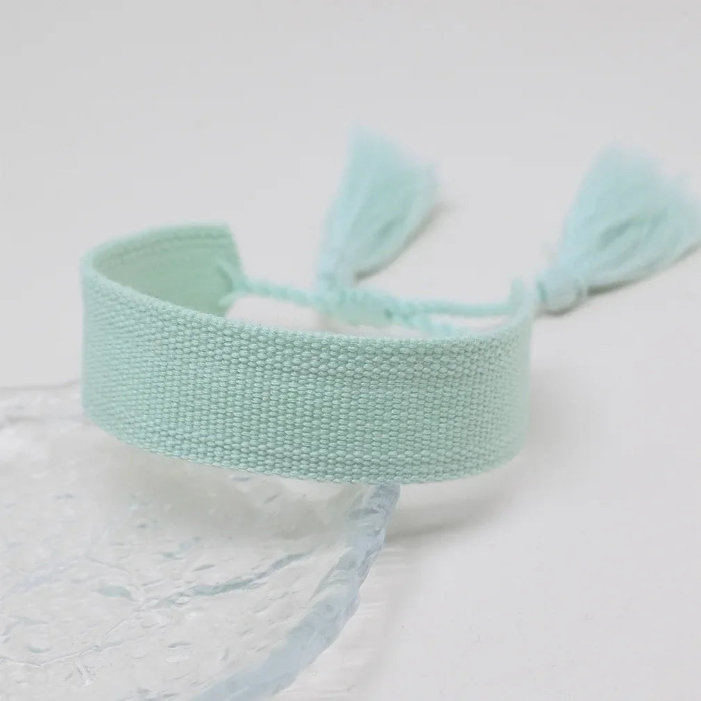 Zachte Pastel Handgemaakte Braziliaanse armband lichtblauw