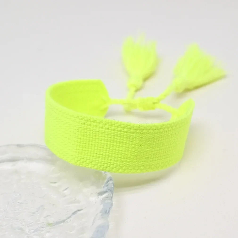 Zachte Pastel Handgemaakte Braziliaanse armband geel