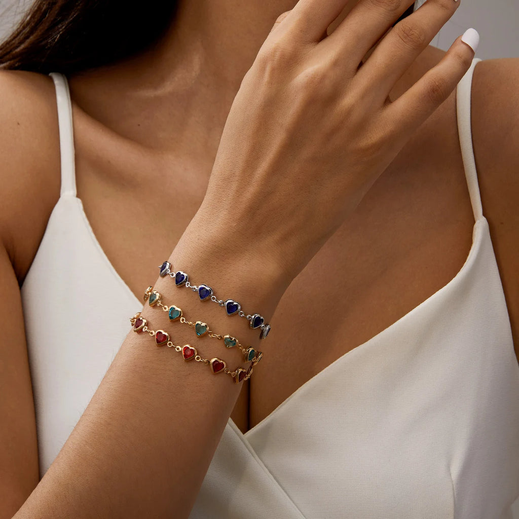Armband met geëmailleerde hartjes