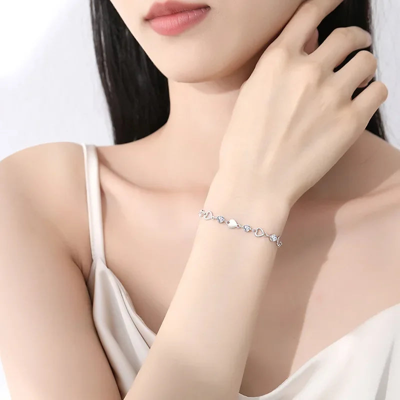 Armband met fonkelende hartjes