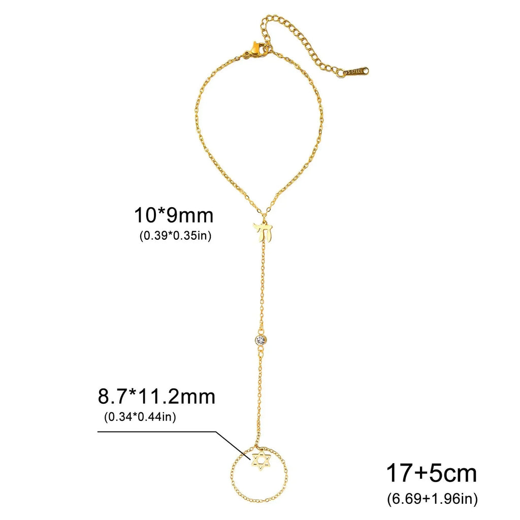 Hand- en vingerarmband met Joodse beschermingshangers Chai, <span data-glossary-id="etoile-de-david">Davidsster</span> en Fatma-hand Chai goud