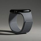 Vervangende band voor Apple Watch in magnetisch siliconen grijs