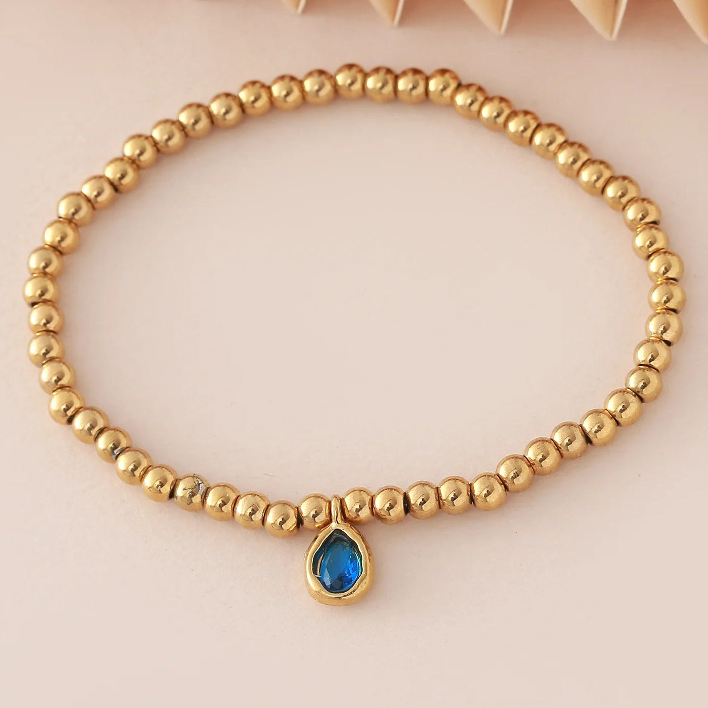 Goudkleurige armband met geboortesteen voor dames