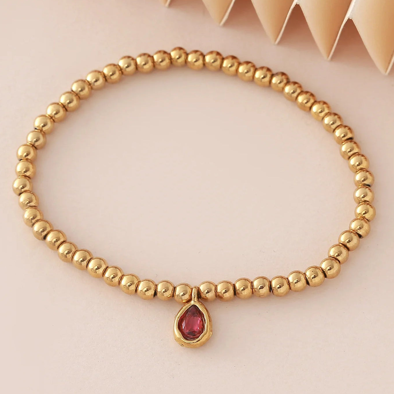Goudkleurige armband met geboortesteen voor dames