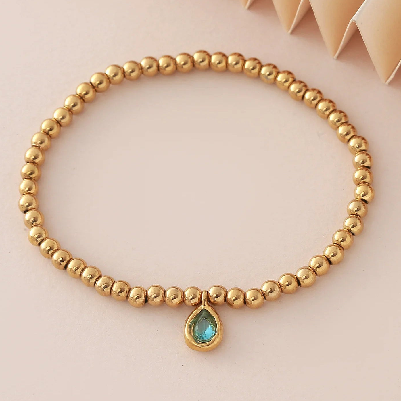 Goudkleurige armband met geboortesteen voor dames