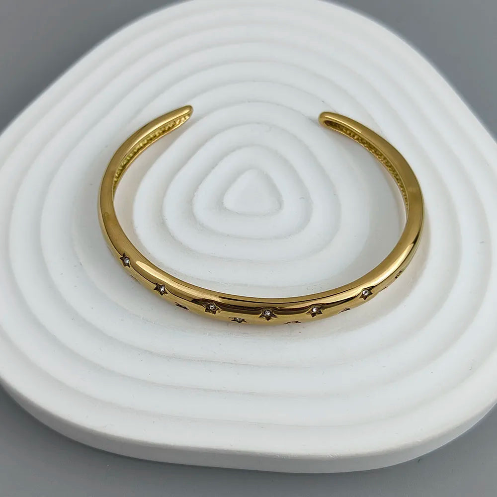 Bracelet Elégant avec Etoiles Astres or