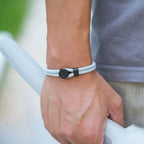 Bracelet en Corde avec Boussole Noire Rose des Vents gris