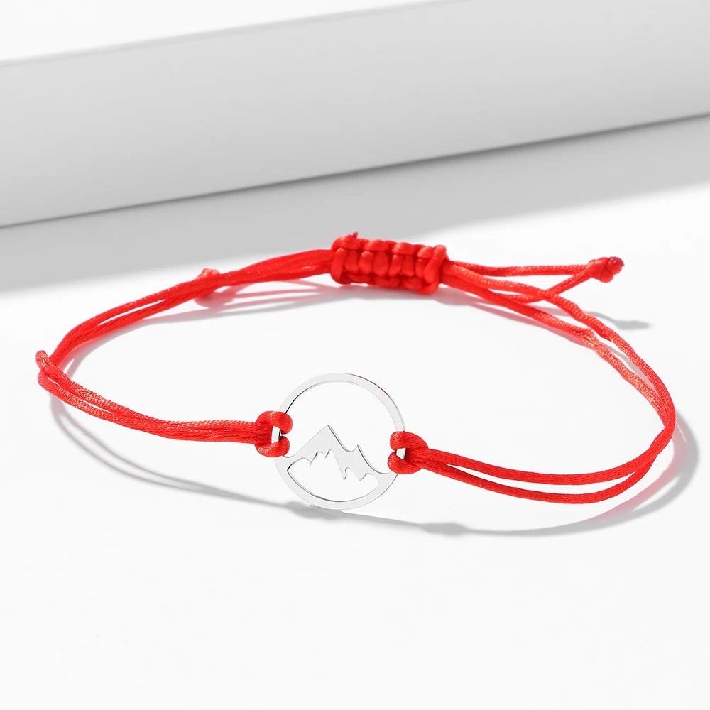 Touwarmband met ronde berghanger 