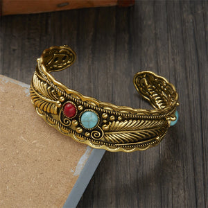Bracelet Ethnique Vintage avec Pierres et Plumes or