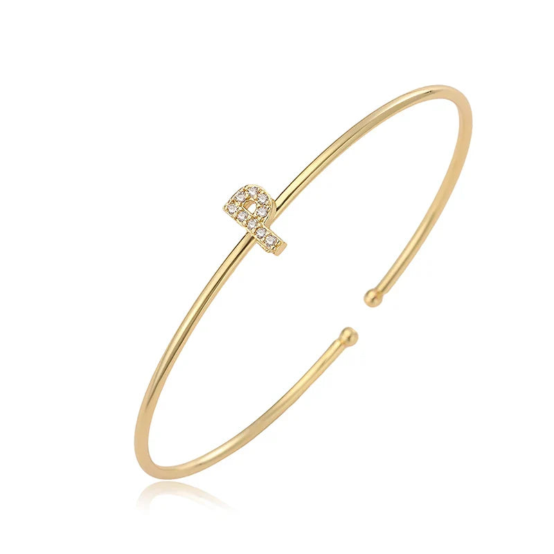 Minimalistische initiaalarmband p