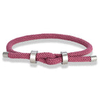 Moderne gevlochten touwarmband met roze knoop