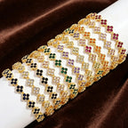 Armband met meerdere klavertjes van gekleurde kristallen