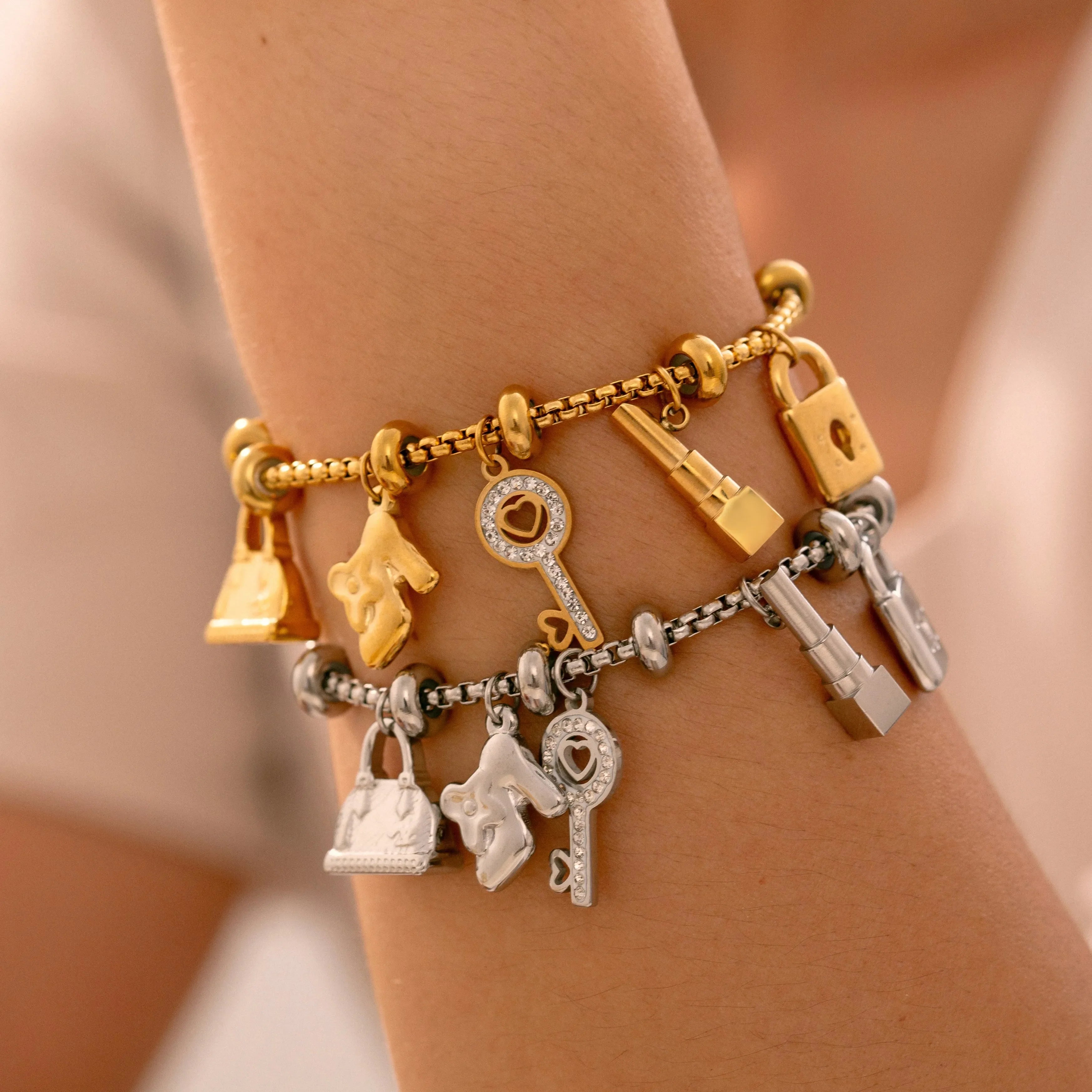 Damesarmband met sleutels en sloten, zilver