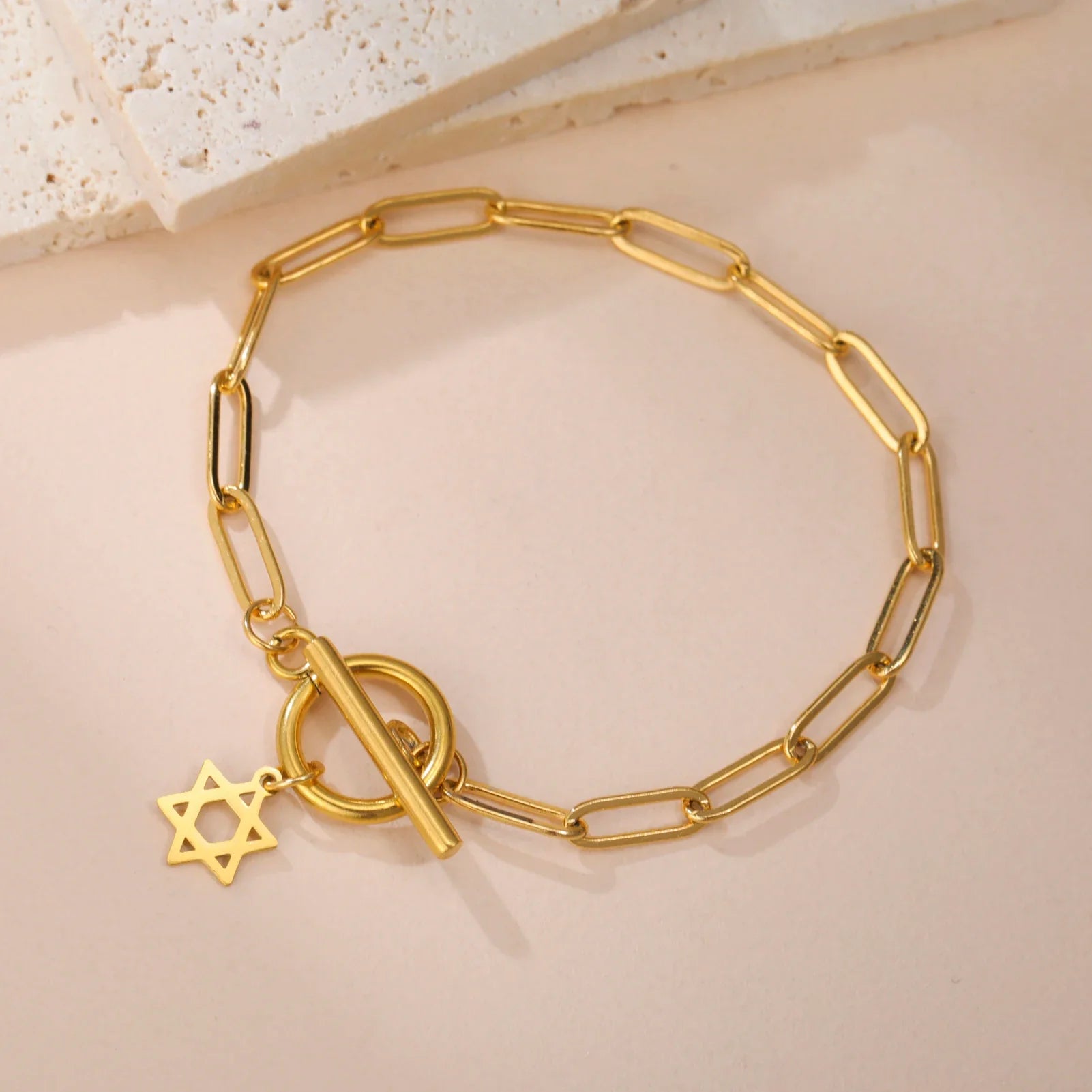 Armband voor dames met hanger van de <span data-glossary-id="star-of-david">Davidster</span>, Joods symbool in goud