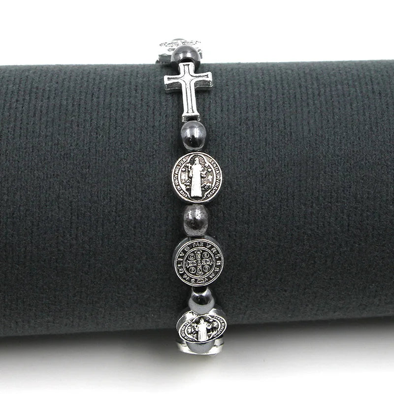 Armband met medailles van Sint-Benedictus en zilveren kruis grote medaille