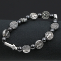 Armband met medailles van Sint-Benedictus en zilveren kruis grote medaille