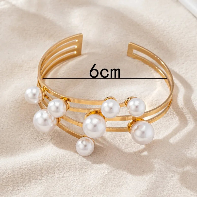 Bracelet Stylé avec Perles Blanches